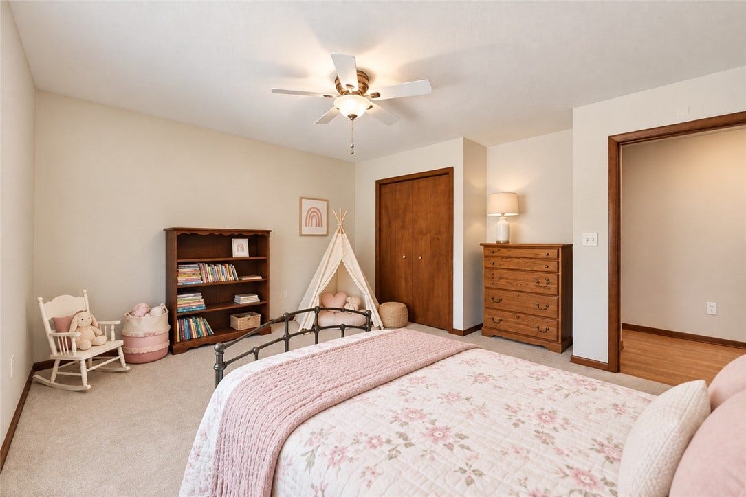 606 Fairwinds Ct, Greensburg, PA 15601