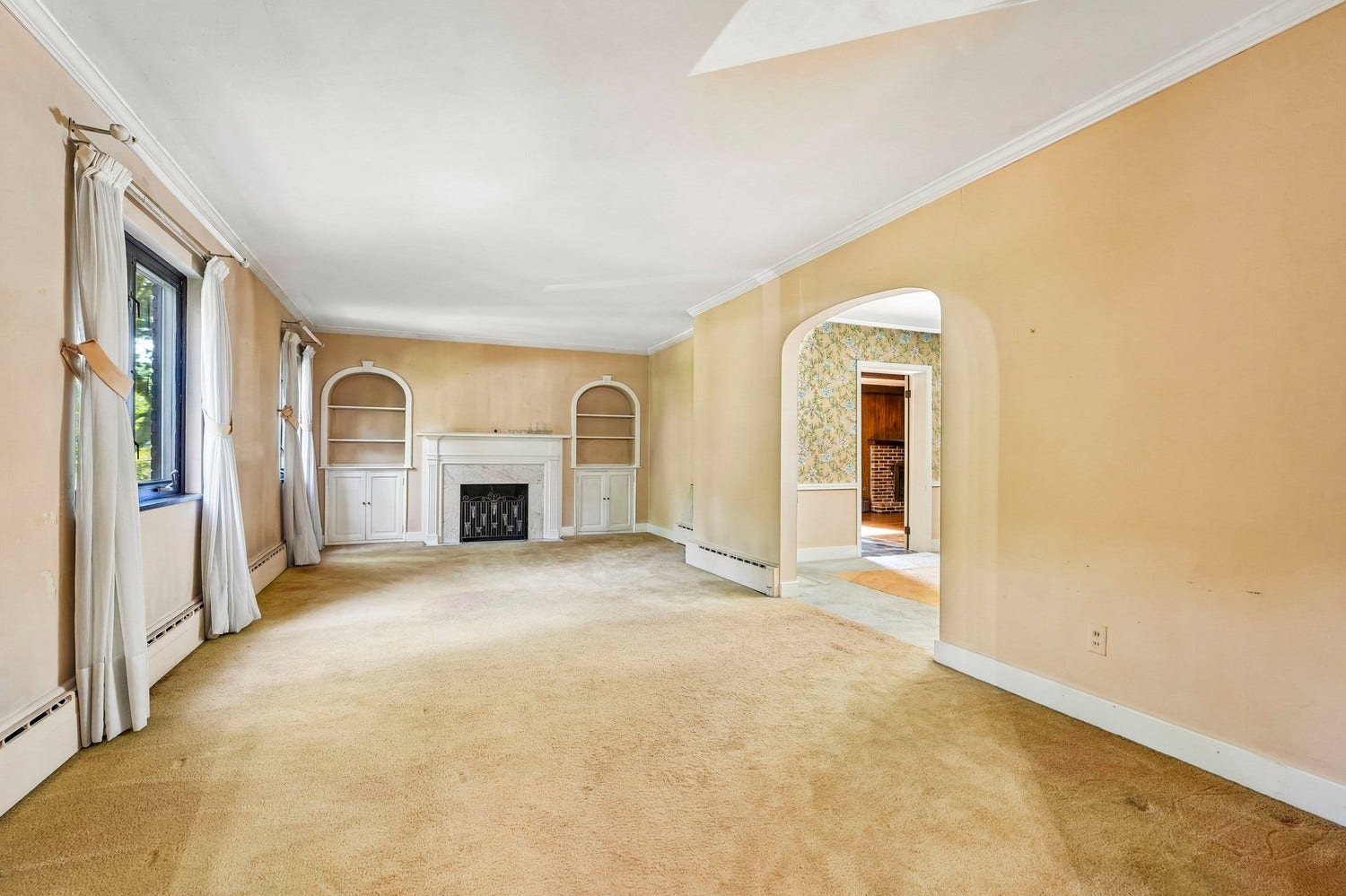 256 Cascade Road, Pittsburgh, PA 15221 256 Cascade Road, Pittsburgh, PA 15221