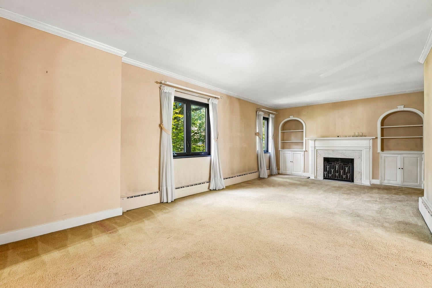 256 Cascade Road, Pittsburgh, PA 15221 256 Cascade Road, Pittsburgh, PA 15221