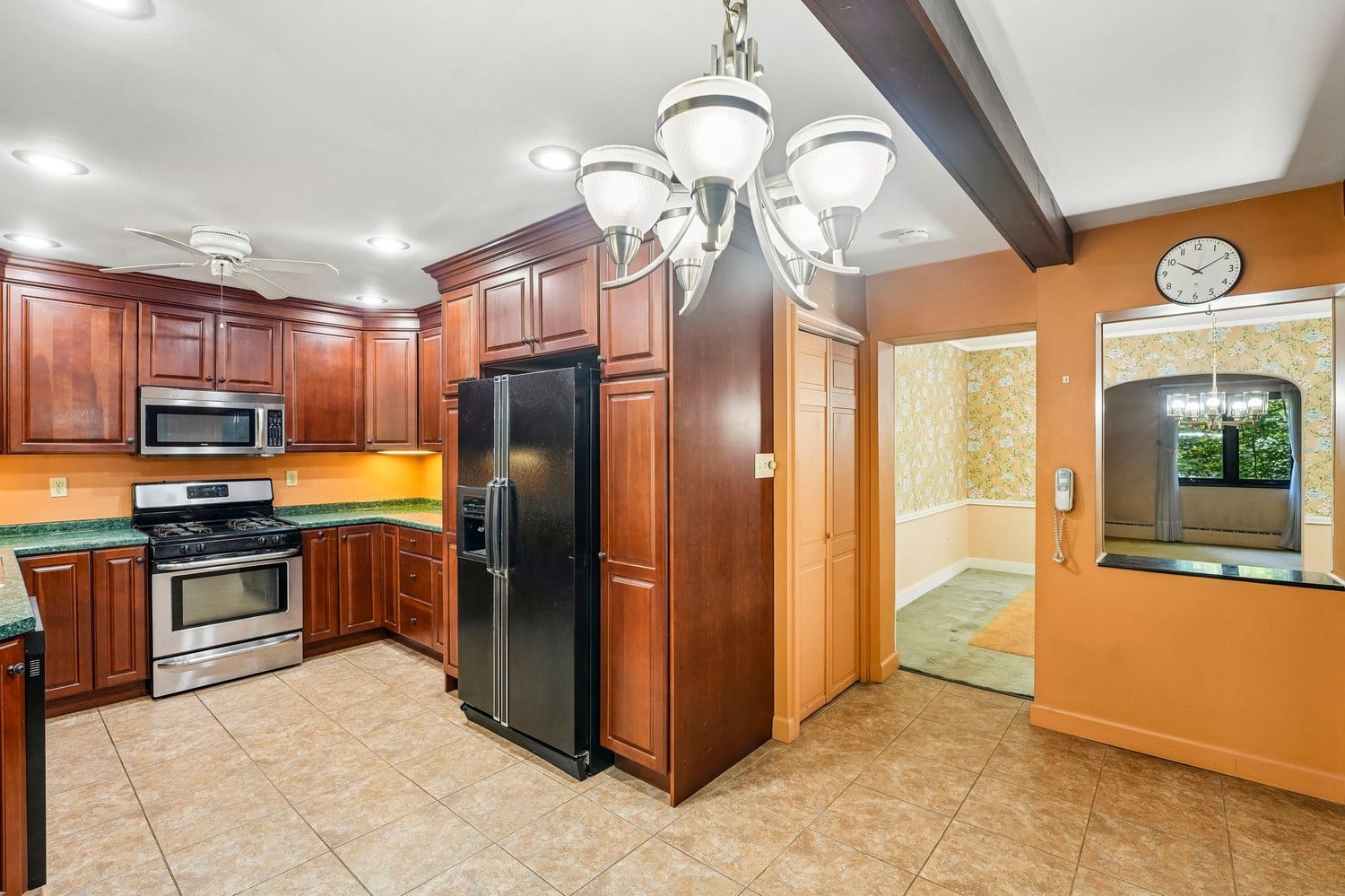 256 Cascade Road, Pittsburgh, PA 15221 256 Cascade Road, Pittsburgh, PA 15221