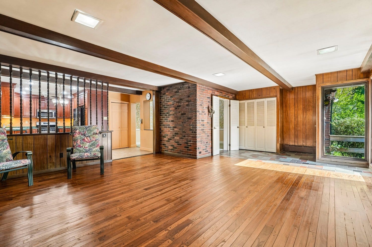 256 Cascade Road, Pittsburgh, PA 15221 256 Cascade Road, Pittsburgh, PA 15221