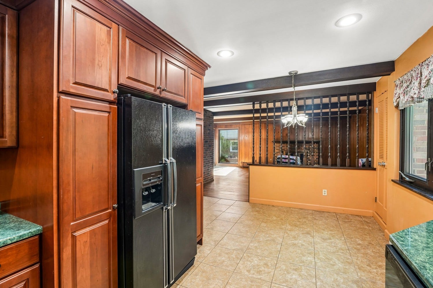 256 Cascade Road, Pittsburgh, PA 15221 256 Cascade Road, Pittsburgh, PA 15221