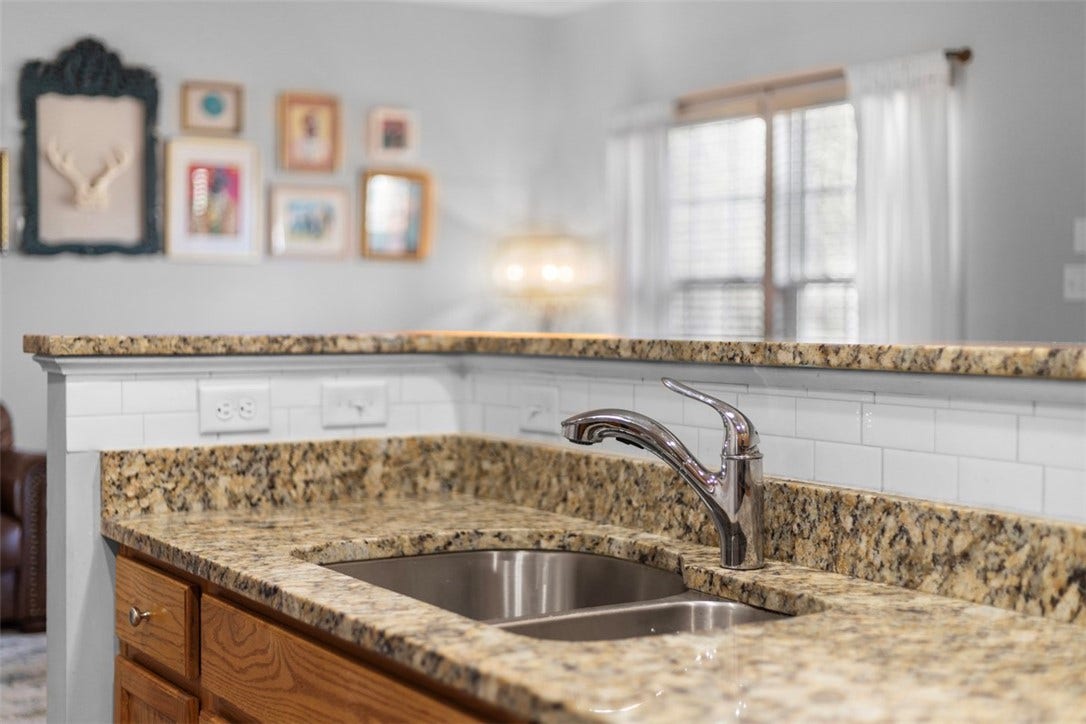 86 Kensington Drive, Pittsburgh, PA 15237 86 Kensington Drive, Pittsburgh, PA 15237