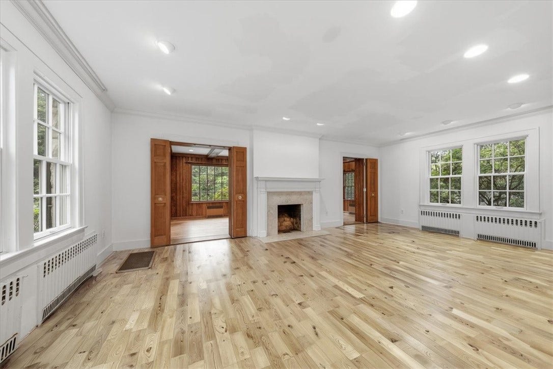 4448 Mount Royal Blvd, Allison Park, PA 15101