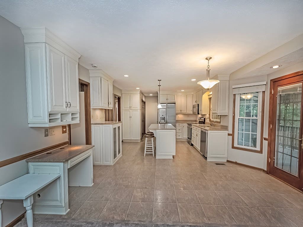 118 Bluestone Drive, Bethel Park, PA 15102