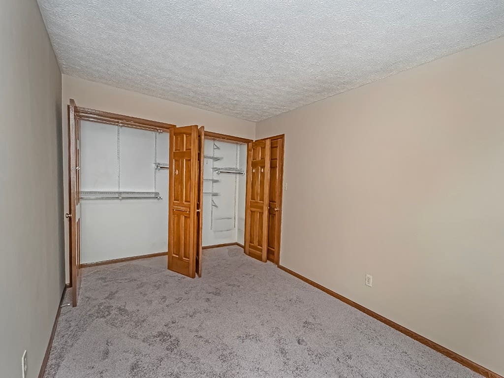 118 Bluestone Drive, Bethel Park, PA 15102