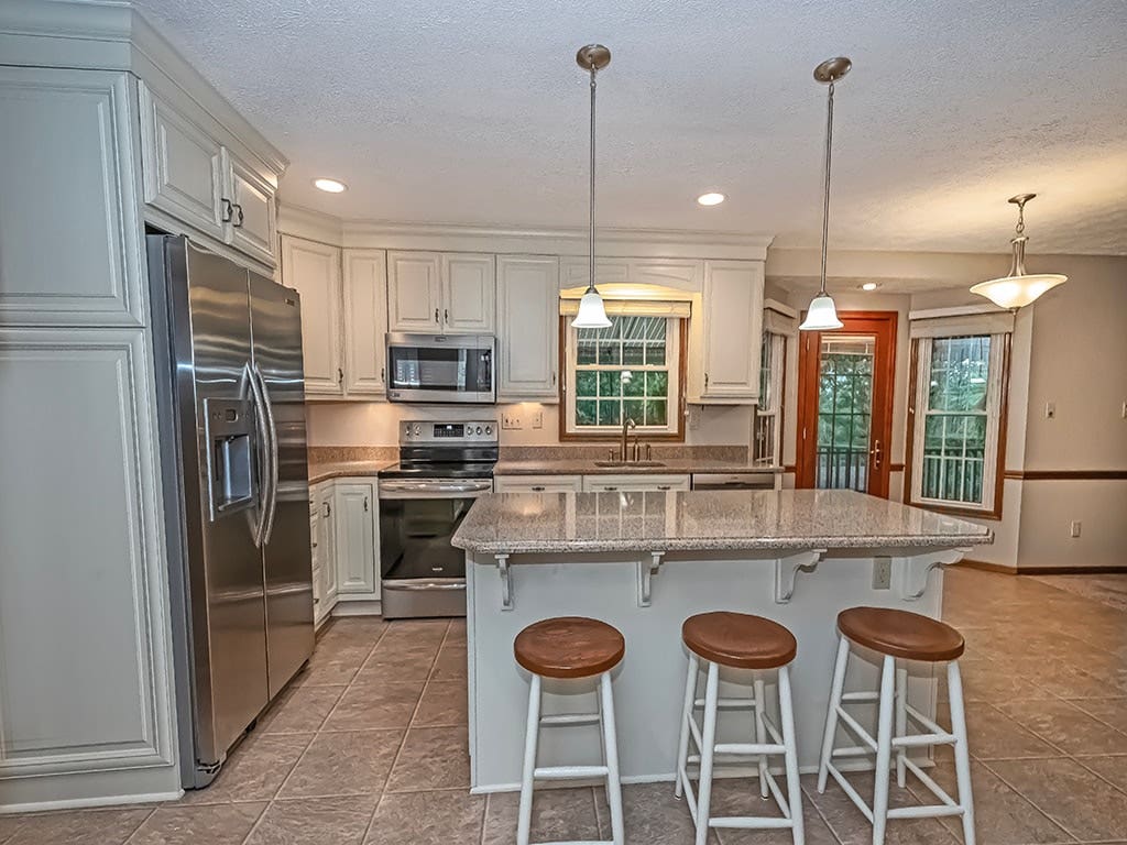 118 Bluestone Drive, Bethel Park, PA 15102
