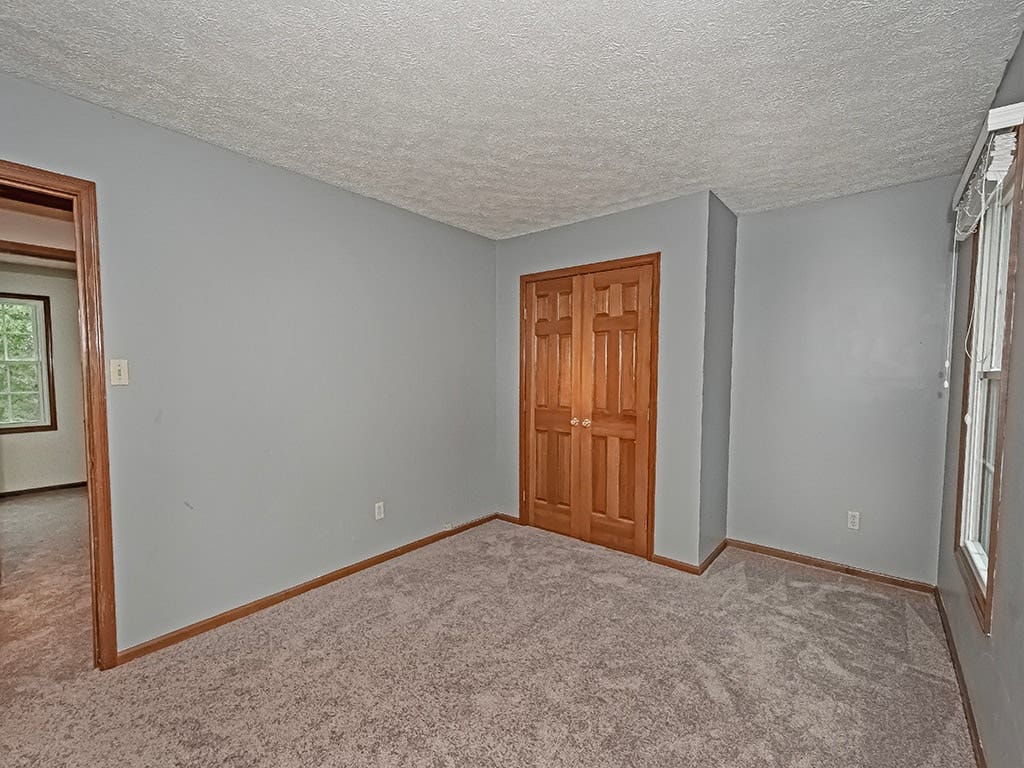 118 Bluestone Drive, Bethel Park, PA 15102