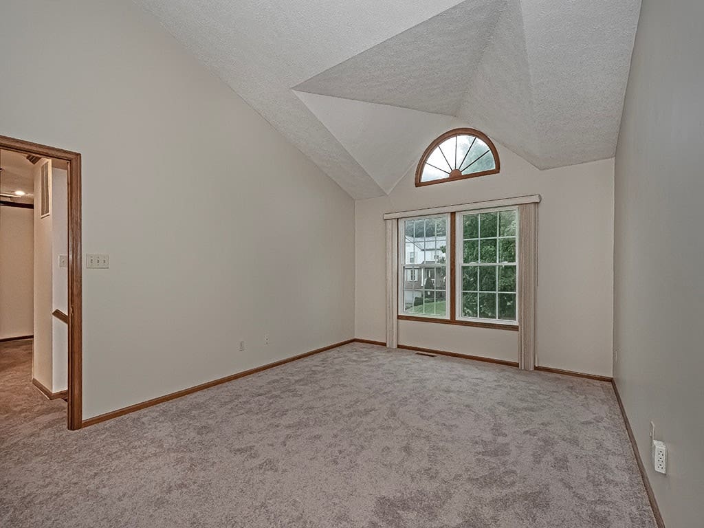 118 Bluestone Drive, Bethel Park, PA 15102