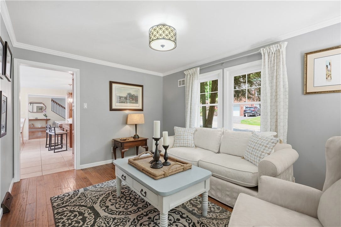836 Old Thorn Run Road, Coraopolis, PA 15108