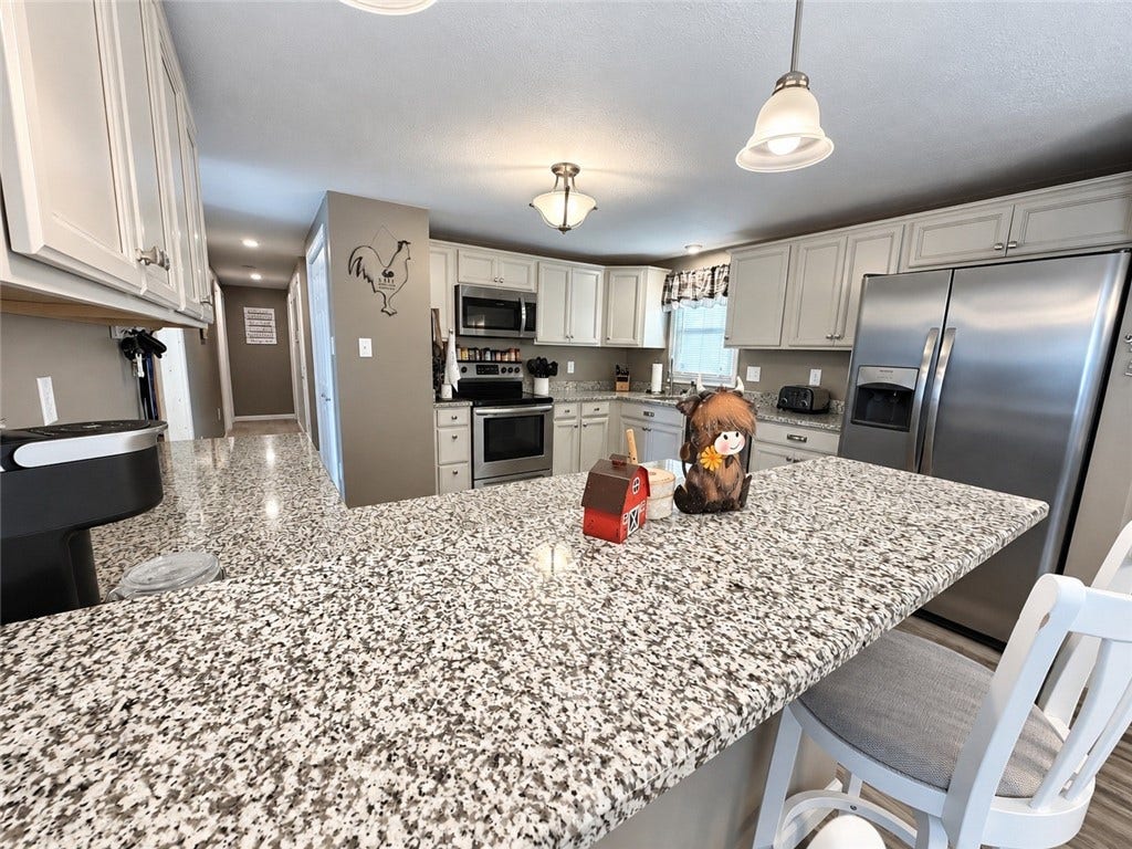 7449 National Pike, Uniontown, PA 15401