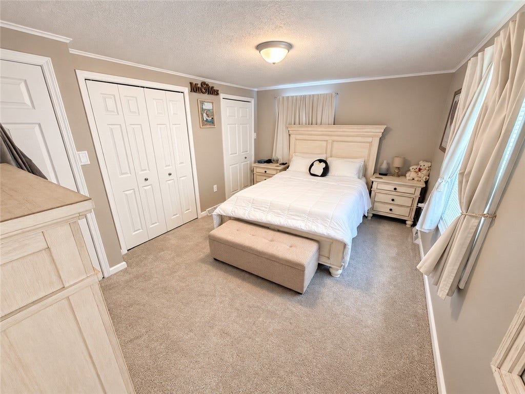 7449 National Pike, Uniontown, PA 15401