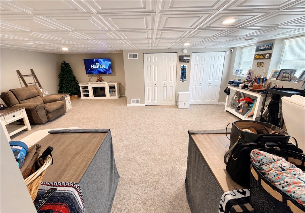 7449 National Pike, Uniontown, PA 15401