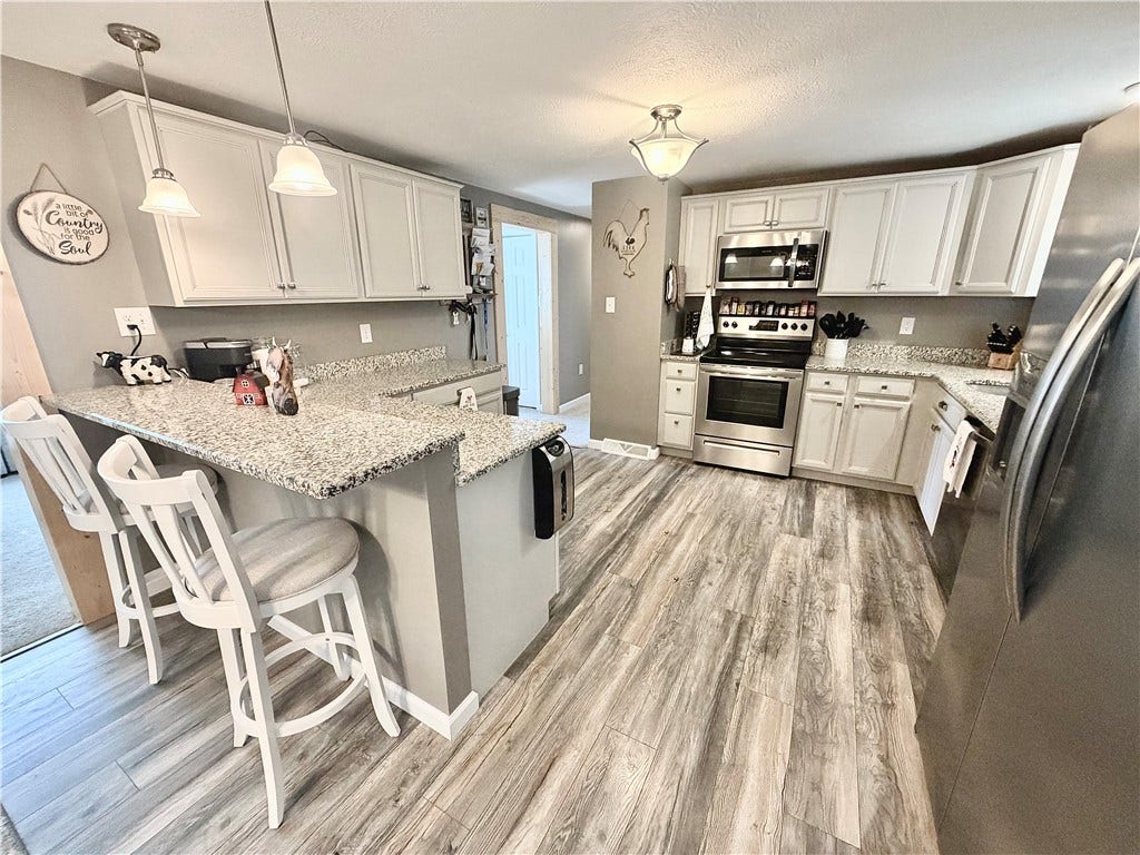 7449 National Pike, Uniontown, PA 15401