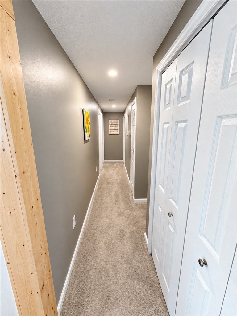 7449 National Pike, Uniontown, PA 15401