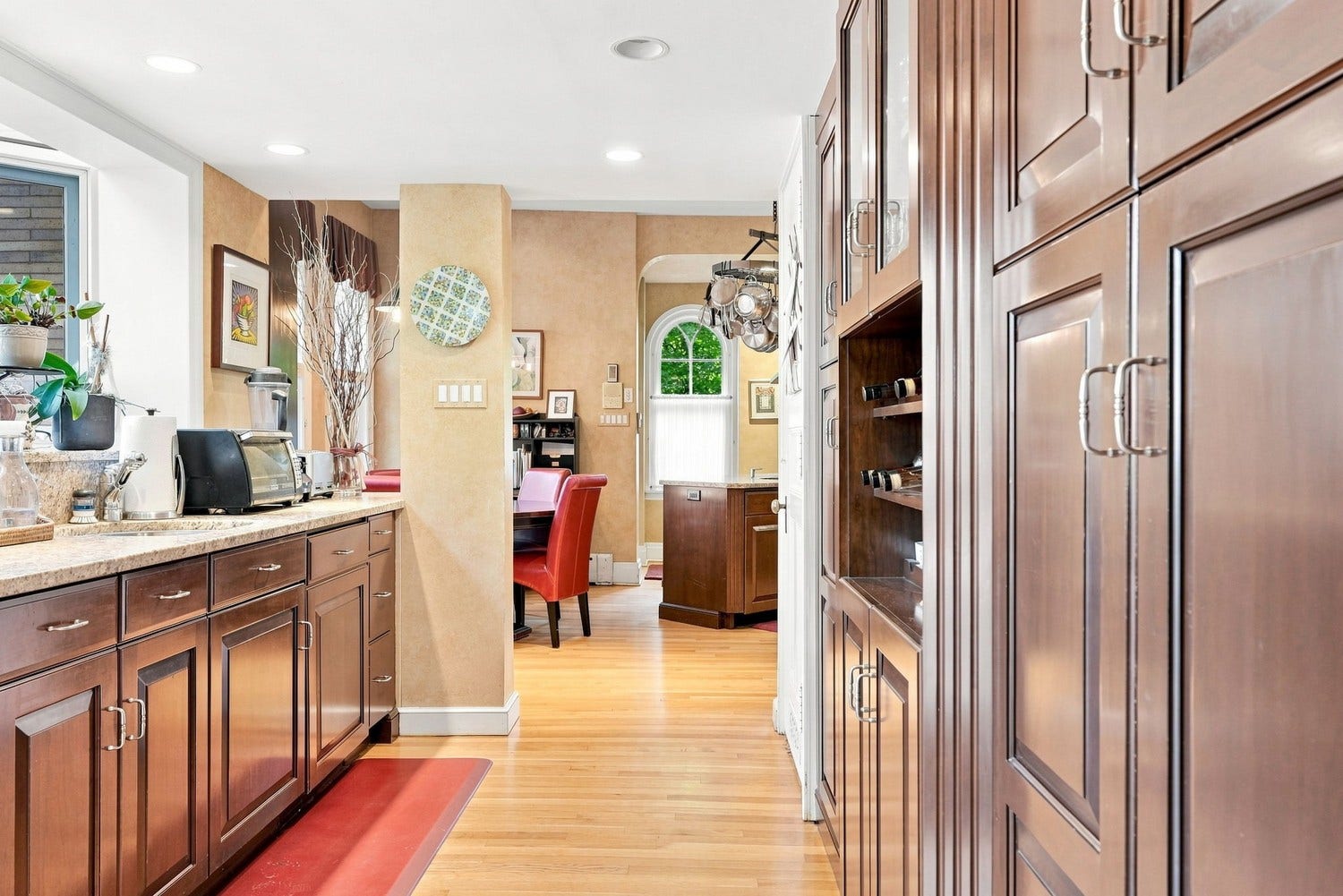 5427 Forbes Avenue, Pittsburgh, PA 15217