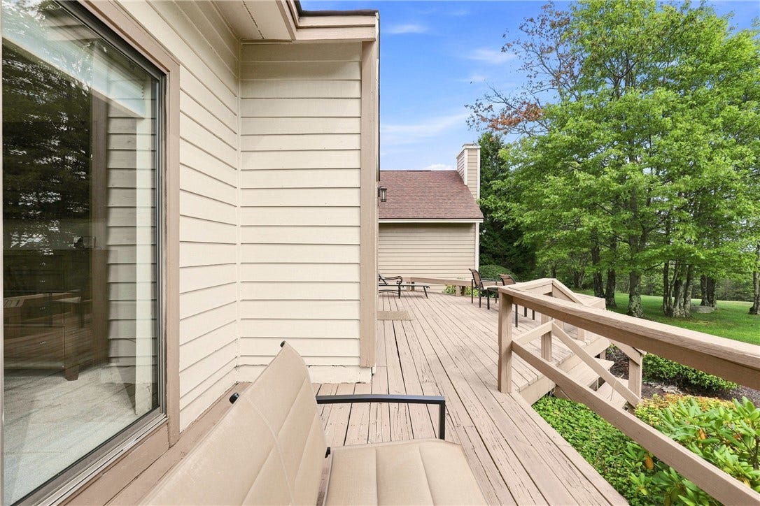 1727 Snowfield Run, Hidden Valley, PA 15502