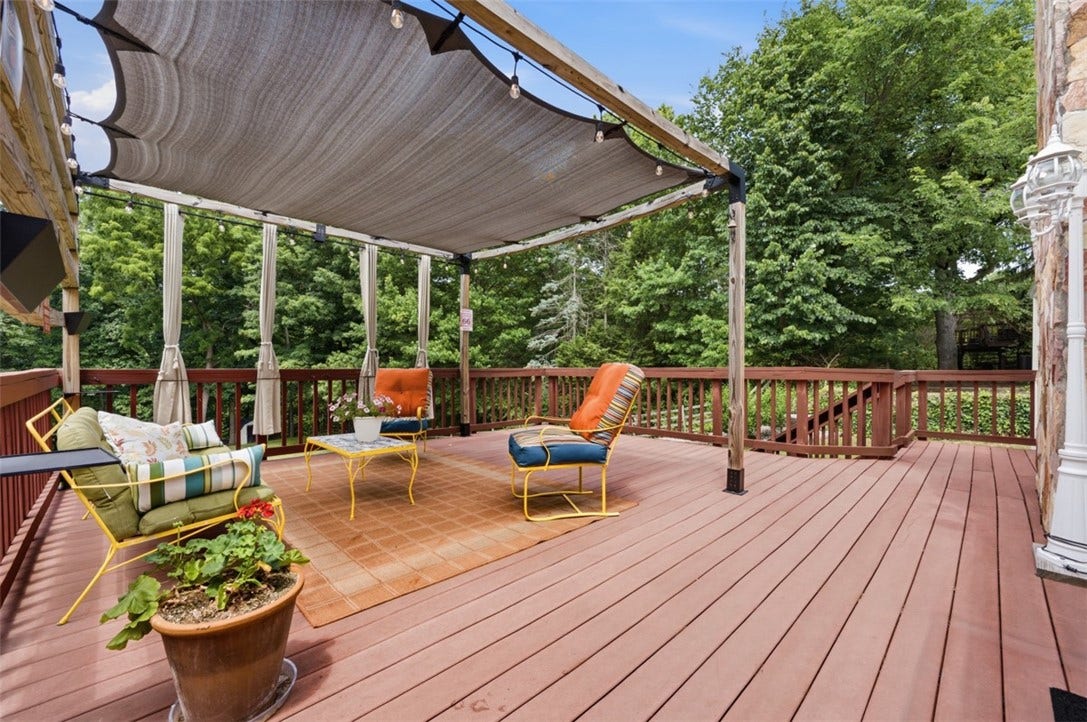 1820 Kent Road, Pittsburgh, PA 15241 What a great place to relax and overlook the large yard space.