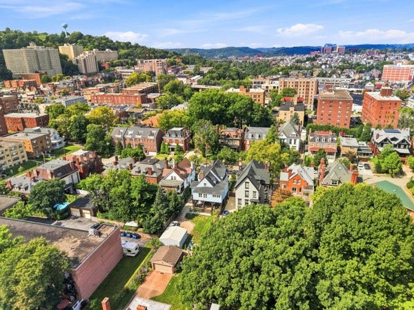 4724 Wallingford St, Pittsburgh, PA 15213