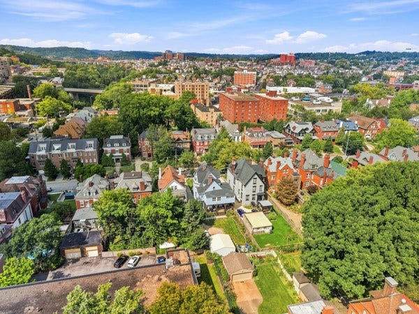 4724 Wallingford St, Pittsburgh, PA 15213