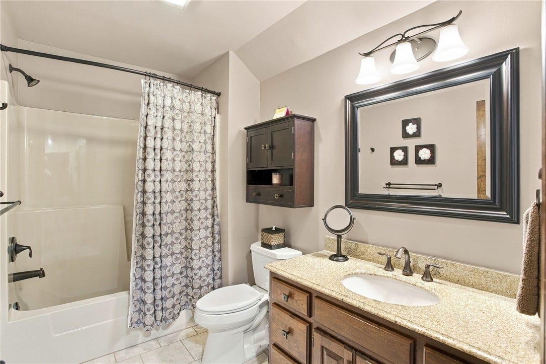 1213 Country Oak Dr, Wexford, PA 15090