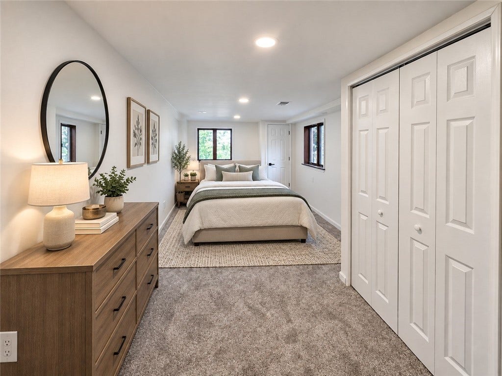 350 Country Club Rd, Washington, PA 15301