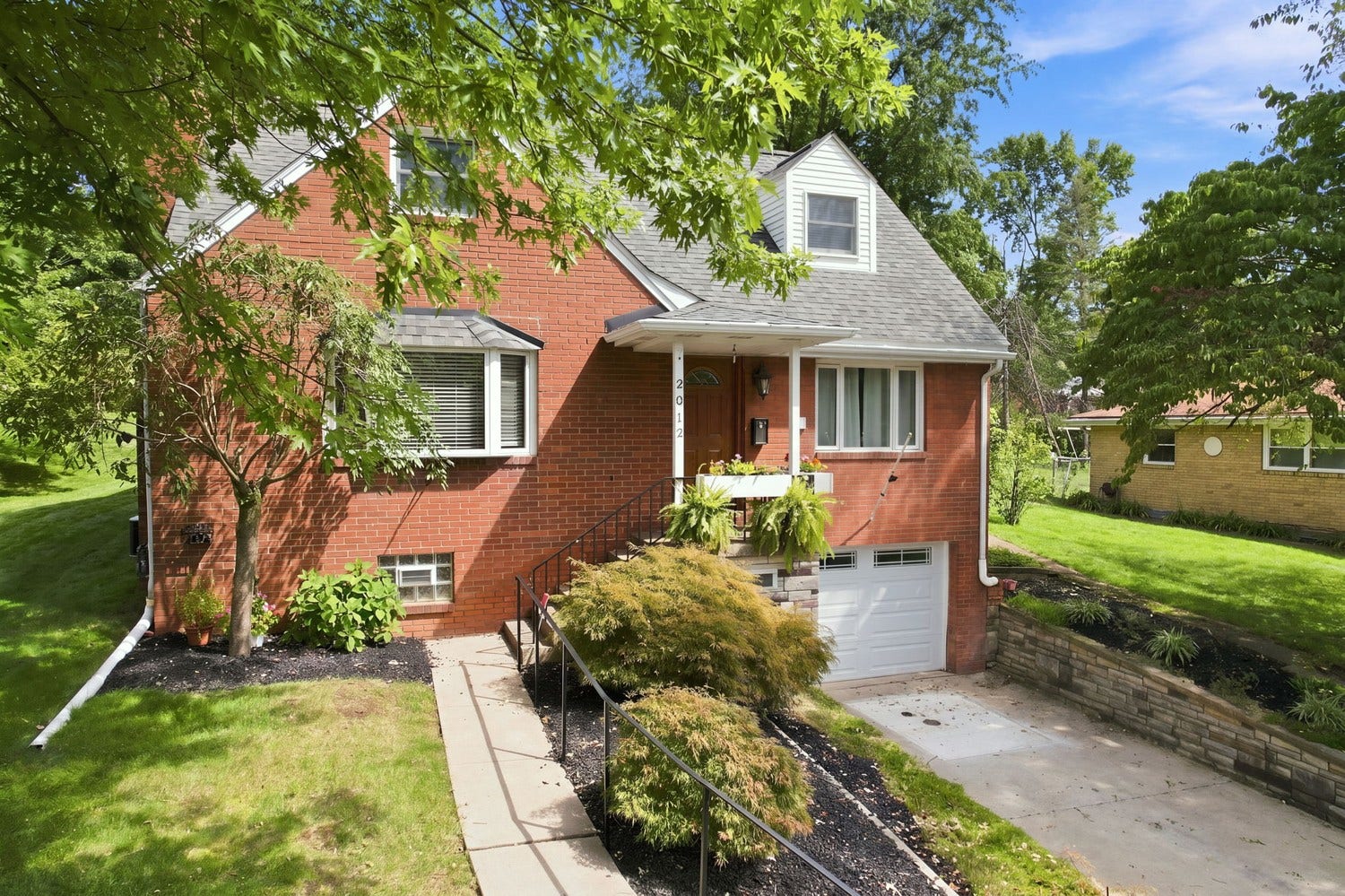 2312 Casswell Drive, Bethel Park, PA 15102