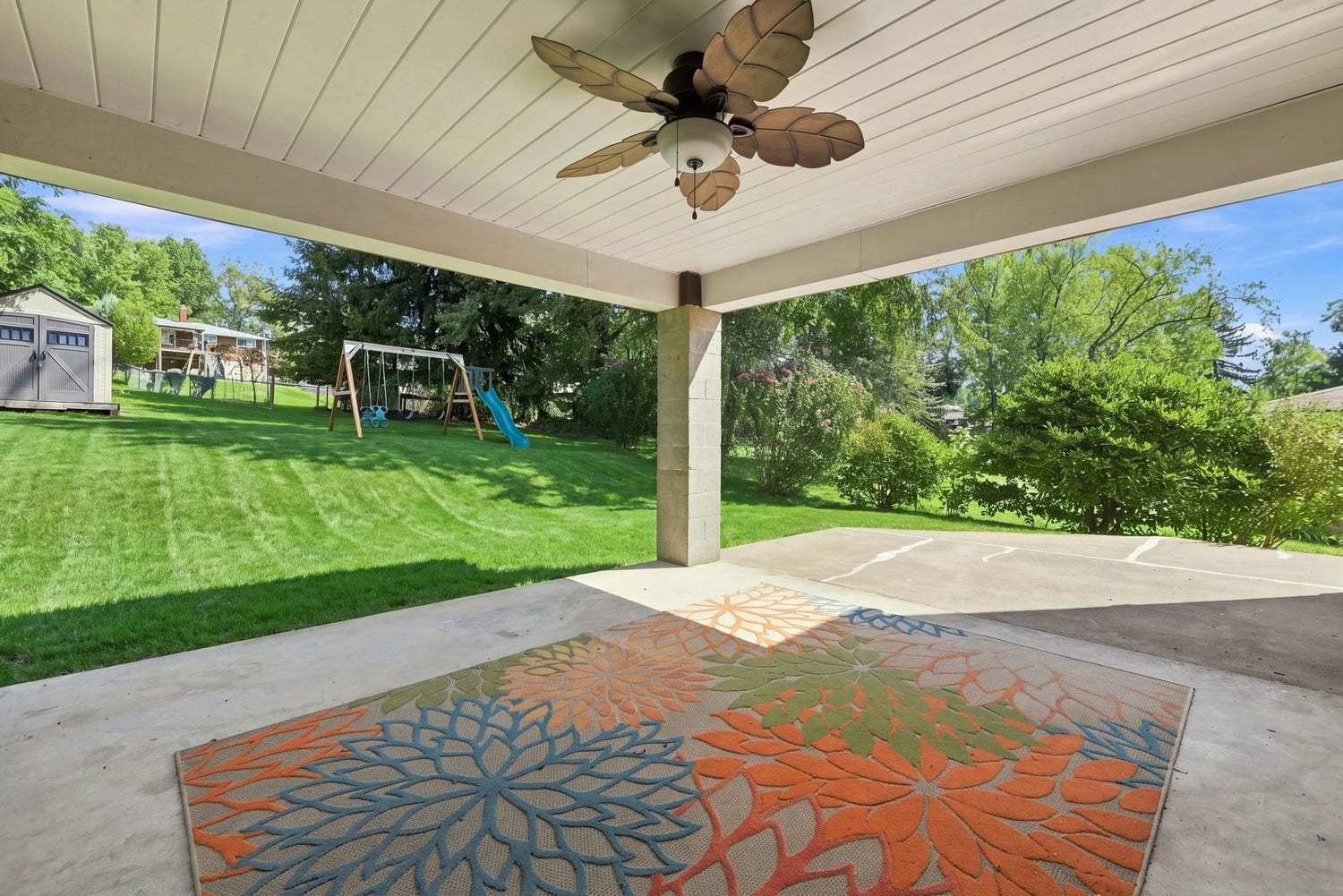 2312 Casswell Drive, Bethel Park, PA 15102