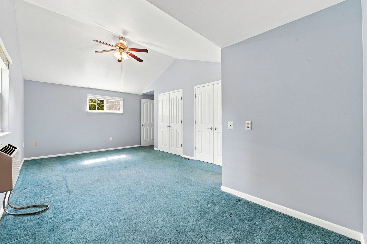 2312 Casswell Drive, Bethel Park, PA 15102
