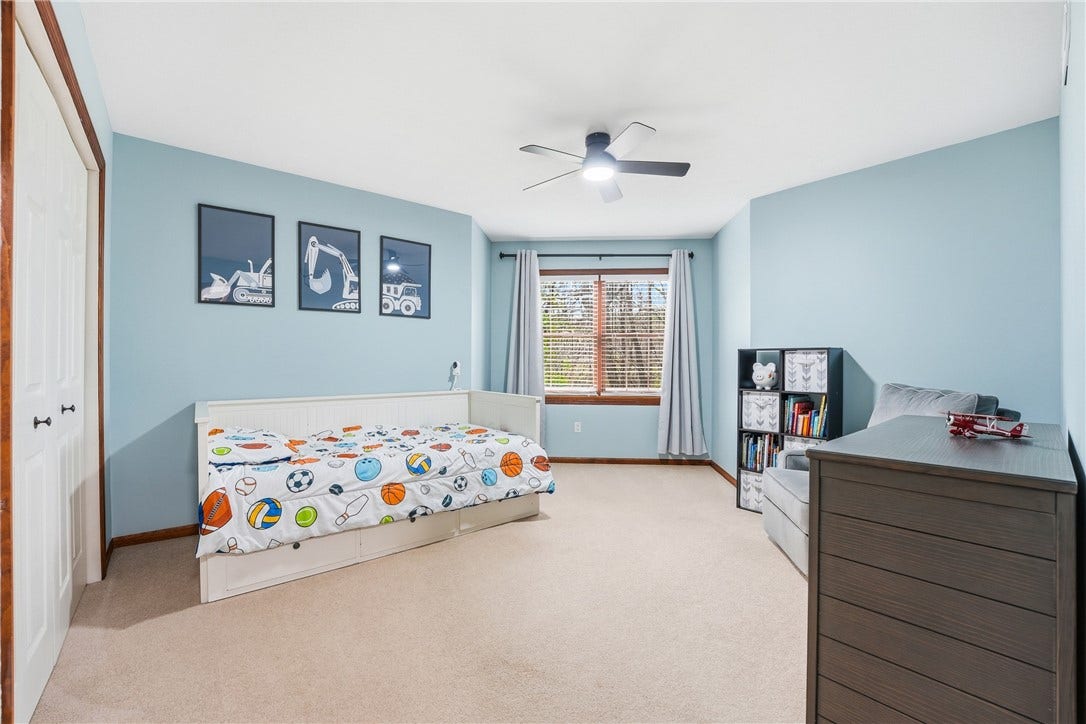143 W Cruikshank Road, Butler, PA 16002