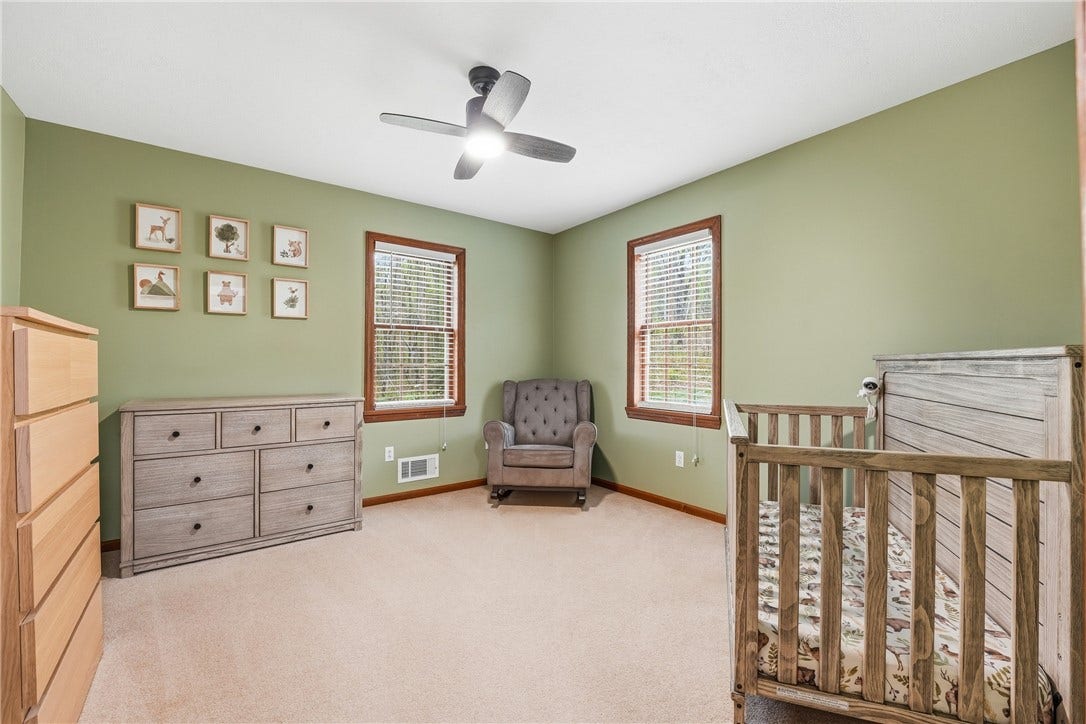143 W Cruikshank Road, Butler, PA 16002