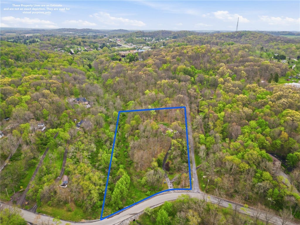 143 W Cruikshank Road, Butler, PA 16002