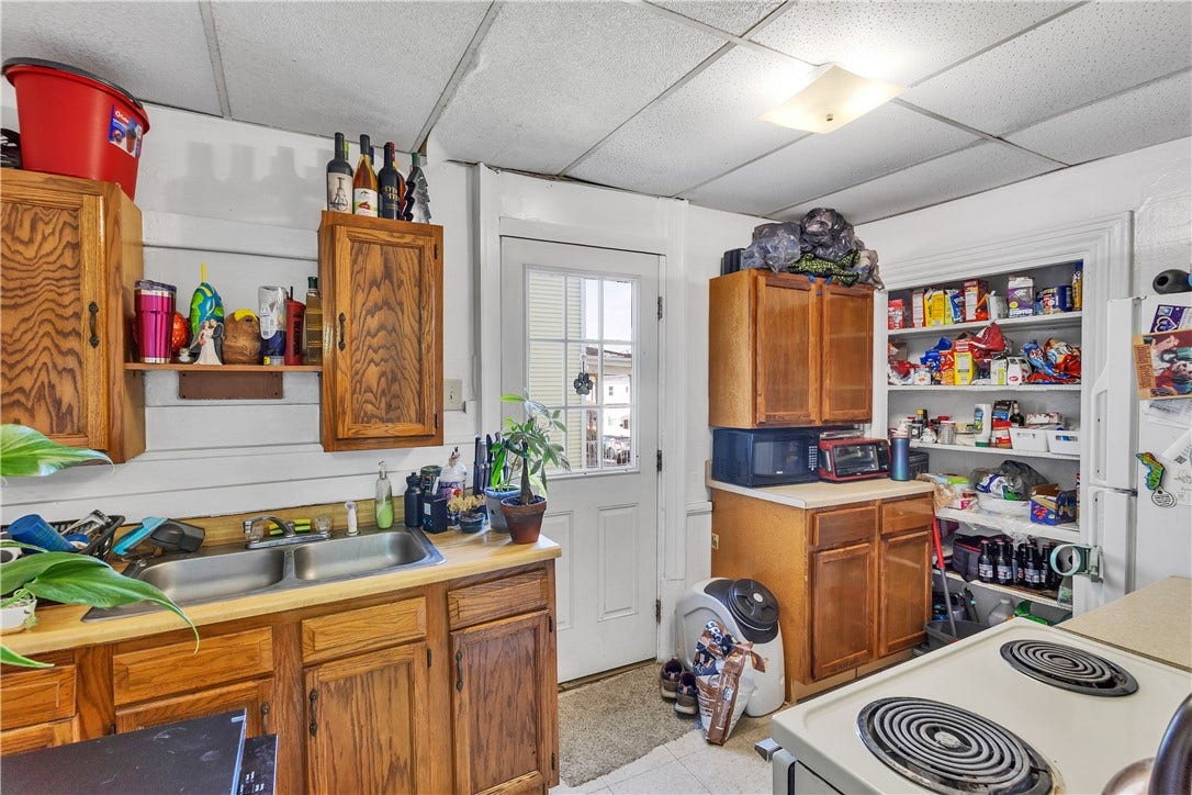 328 Seminary, Greensburg, PA 15601