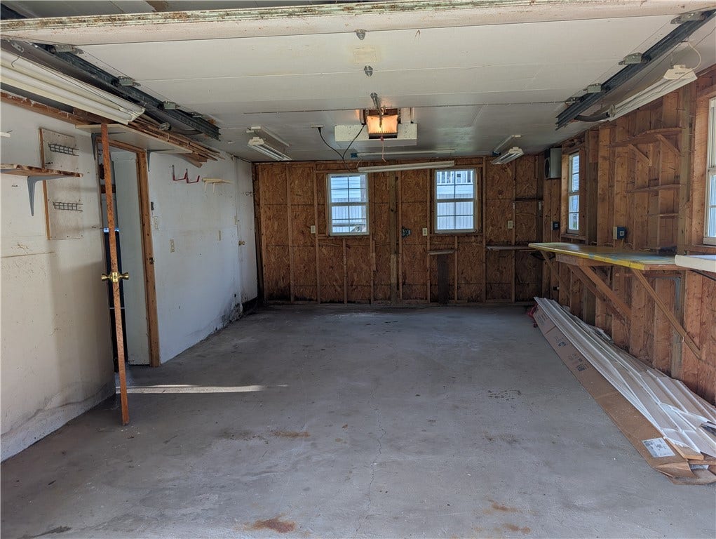 424 Scottdale Ave, Scottdale, PA 15683