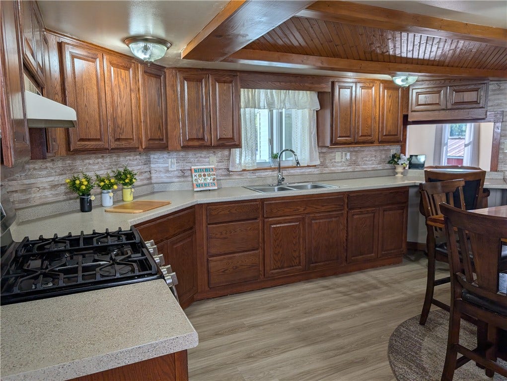 424 Scottdale Ave, Scottdale, PA 15683