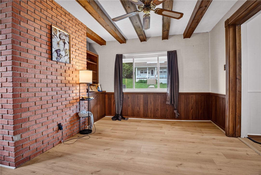 66 Seminole Ave, Washington, PA 15301