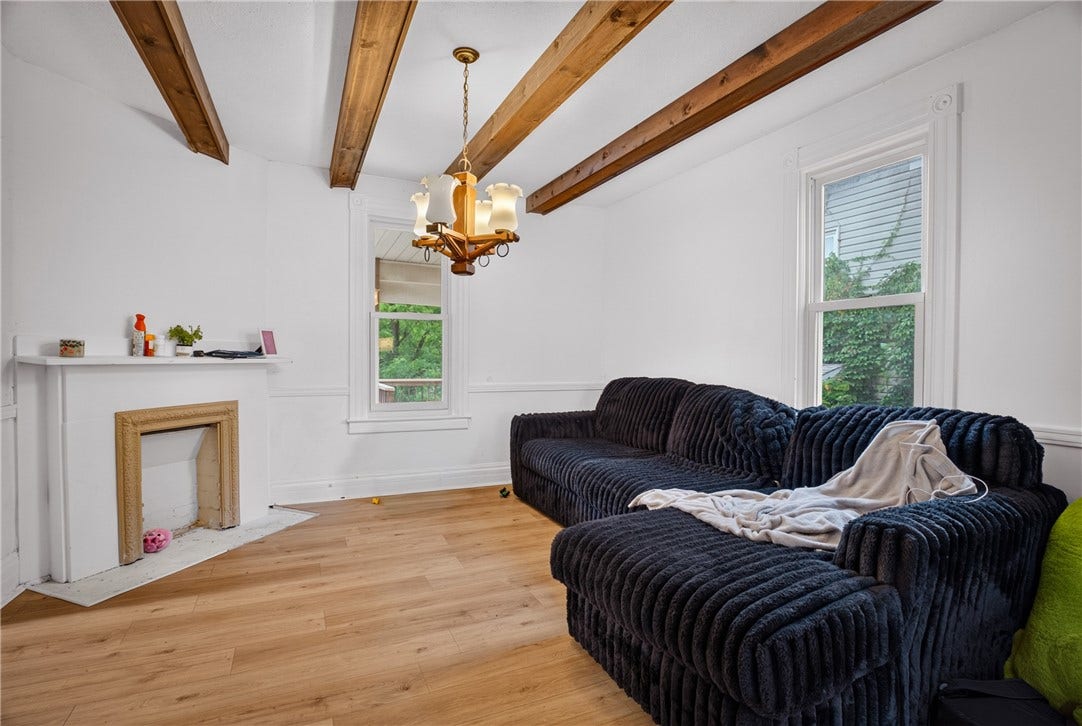 66 Seminole Ave, Washington, PA 15301