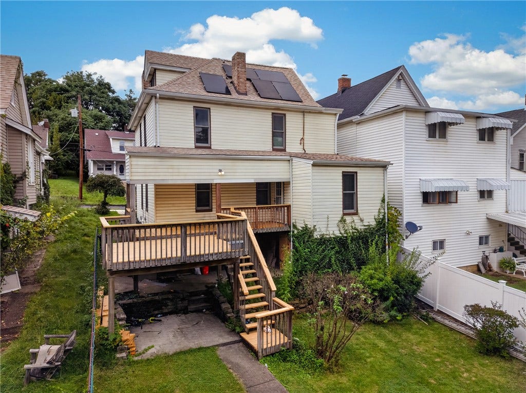 66 Seminole Ave, Washington, PA 15301