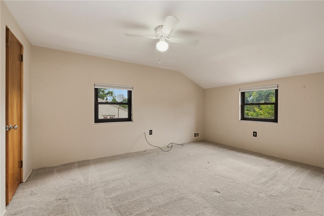 2724 Dwight Ave, Pittsburgh, PA 15216 Lots Of Space In The Primary Bedroom