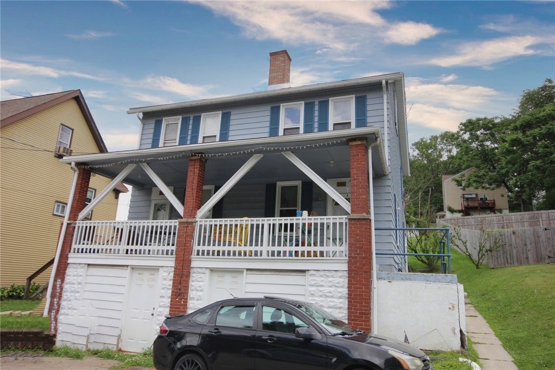 139-141 Front St Duplex