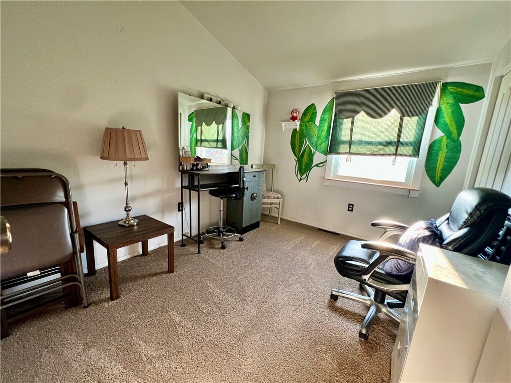 108 N. 1st St, Masontown, PA 15461