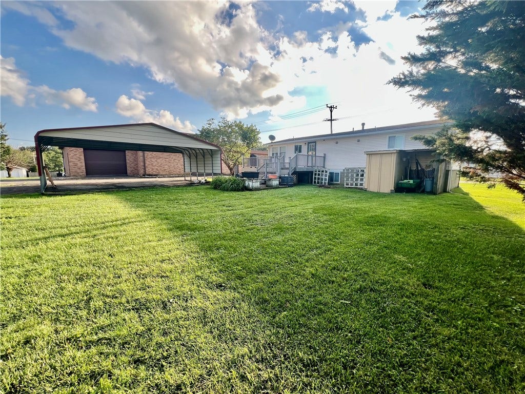 108 N. 1st St, Masontown, PA 15461