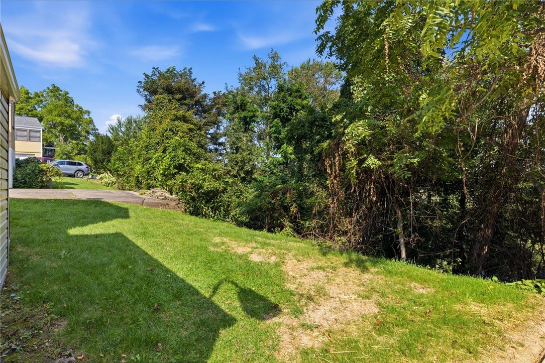 3123 Schieck St, Pittsburgh, PA 15227 3123 Schieck St, Pittsburgh, PA 15227