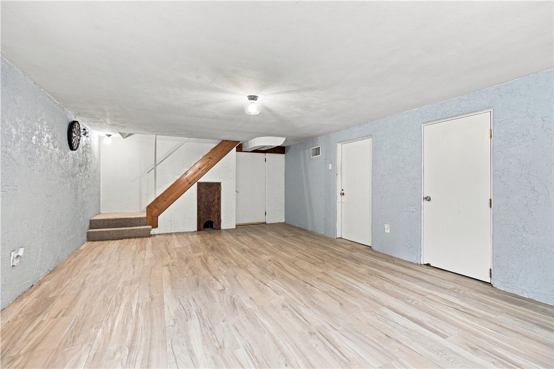 7115 Sansue Drive, Bethel Park, PA 15102