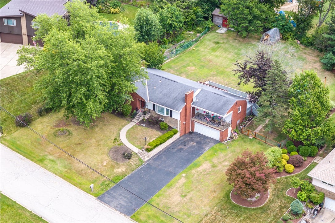7115 Sansue Drive, Bethel Park, PA 15102