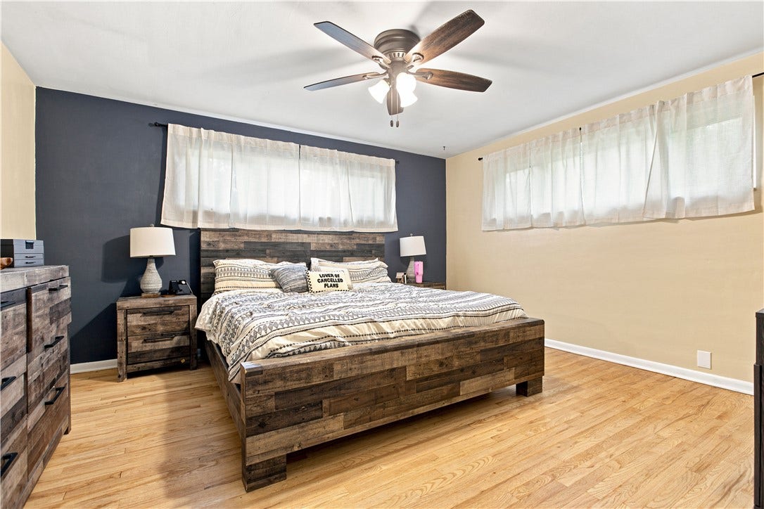 7115 Sansue Drive, Bethel Park, PA 15102