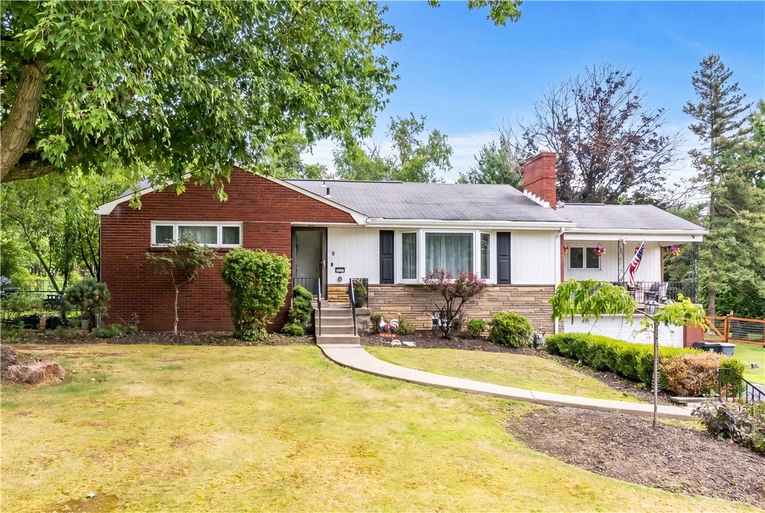 7115 Sansue Drive, Bethel Park, PA 15102