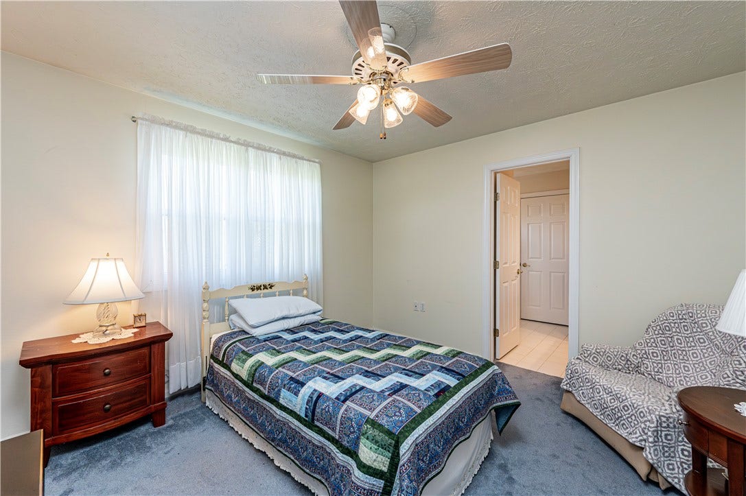810 Stonebridge Drive, Greensburg, PA 15601