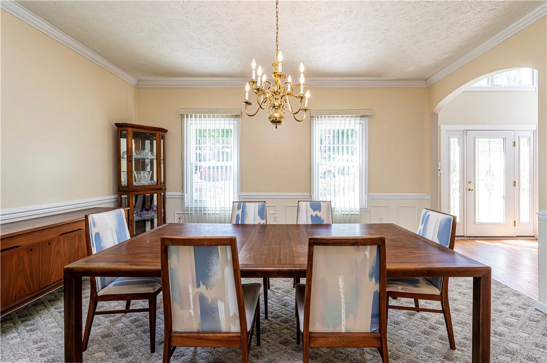 810 Stonebridge Drive, Greensburg, PA 15601