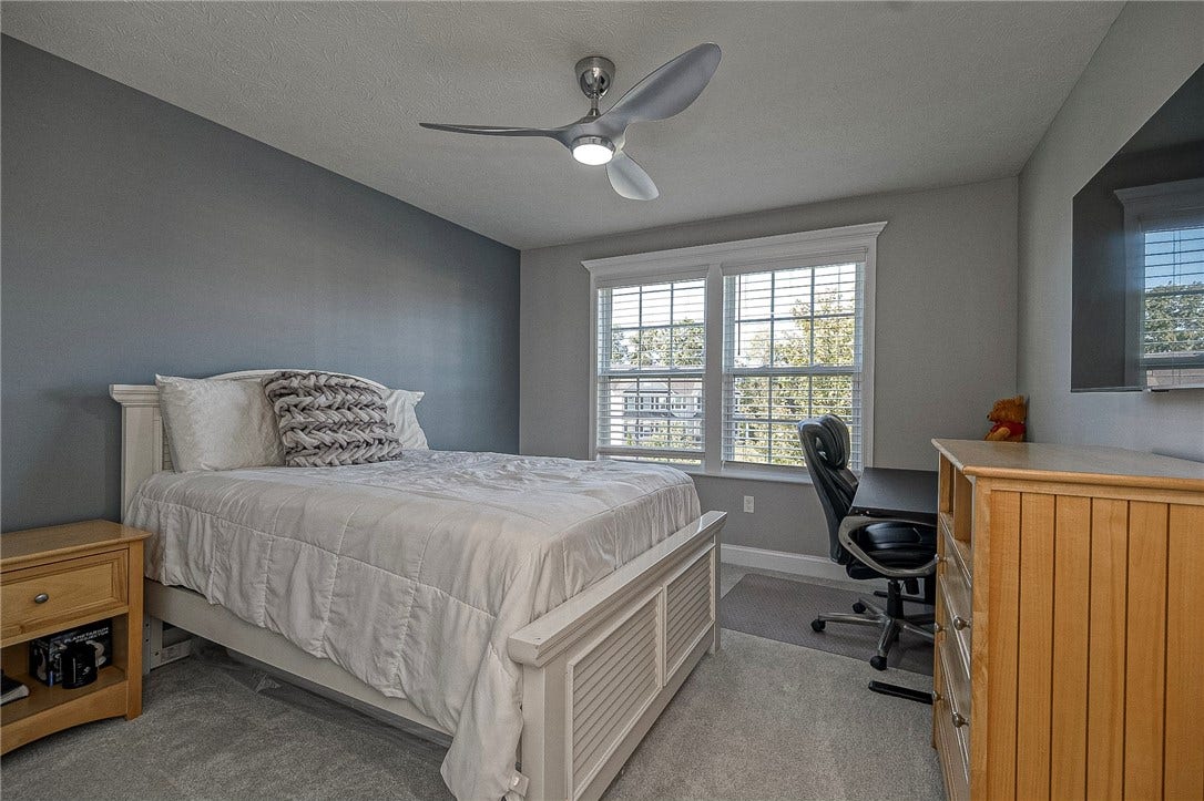 410 Hill Top, Mars, PA 16046